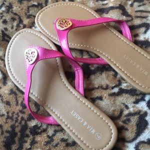 Hot pink, summer flats, size 7.  New, never used.